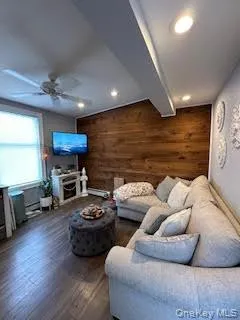 $2,800 | 74 Prospect Street, Unit 1N, Huntington, NY 11743