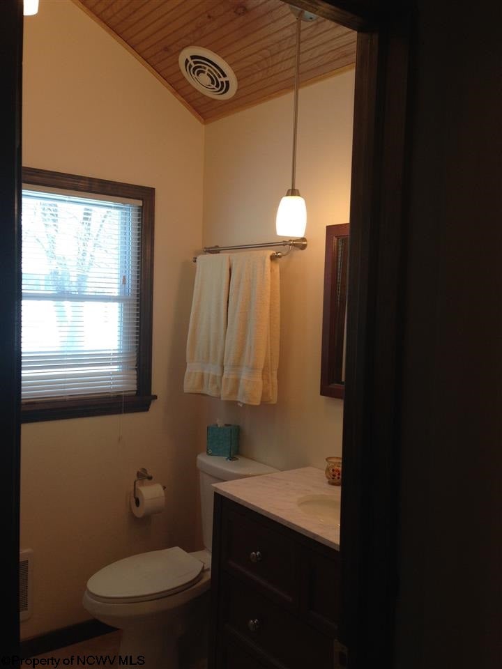 145 Maple Lake Road Bridgeport, WV 26330 - Photo 14 of 18 Gallery Image 14