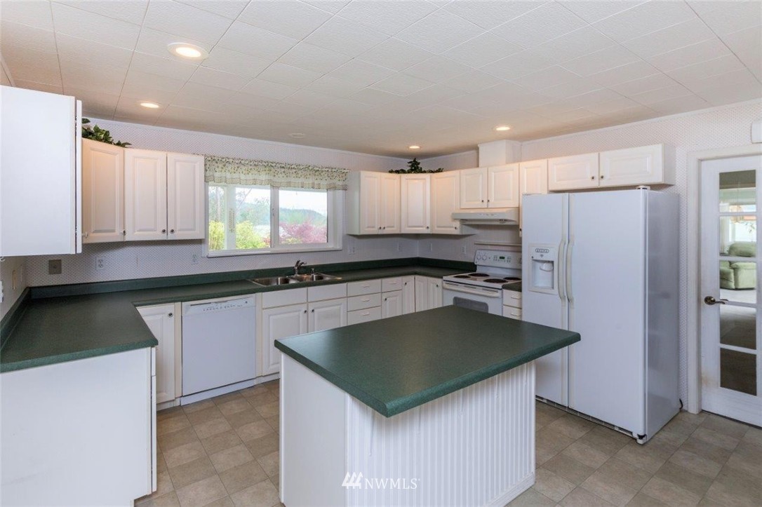 2110 East Quilcene Road Quilcene, WA 98376 - Photo 6 of 25 Gallery Image 6