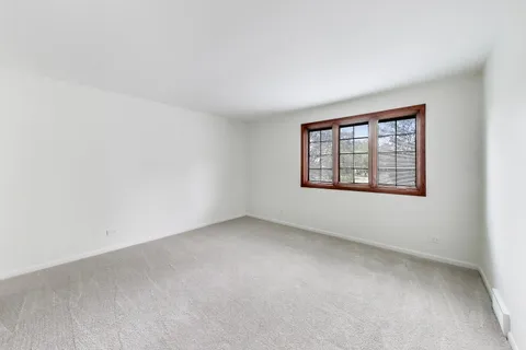 $800,000 | 1626 Barberry Lane, Mount Prospect, IL 60056