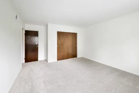 $800,000 | 1626 Barberry Lane, Mount Prospect, IL 60056