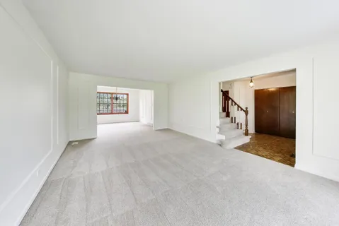 $800,000 | 1626 Barberry Lane, Mount Prospect, IL 60056
