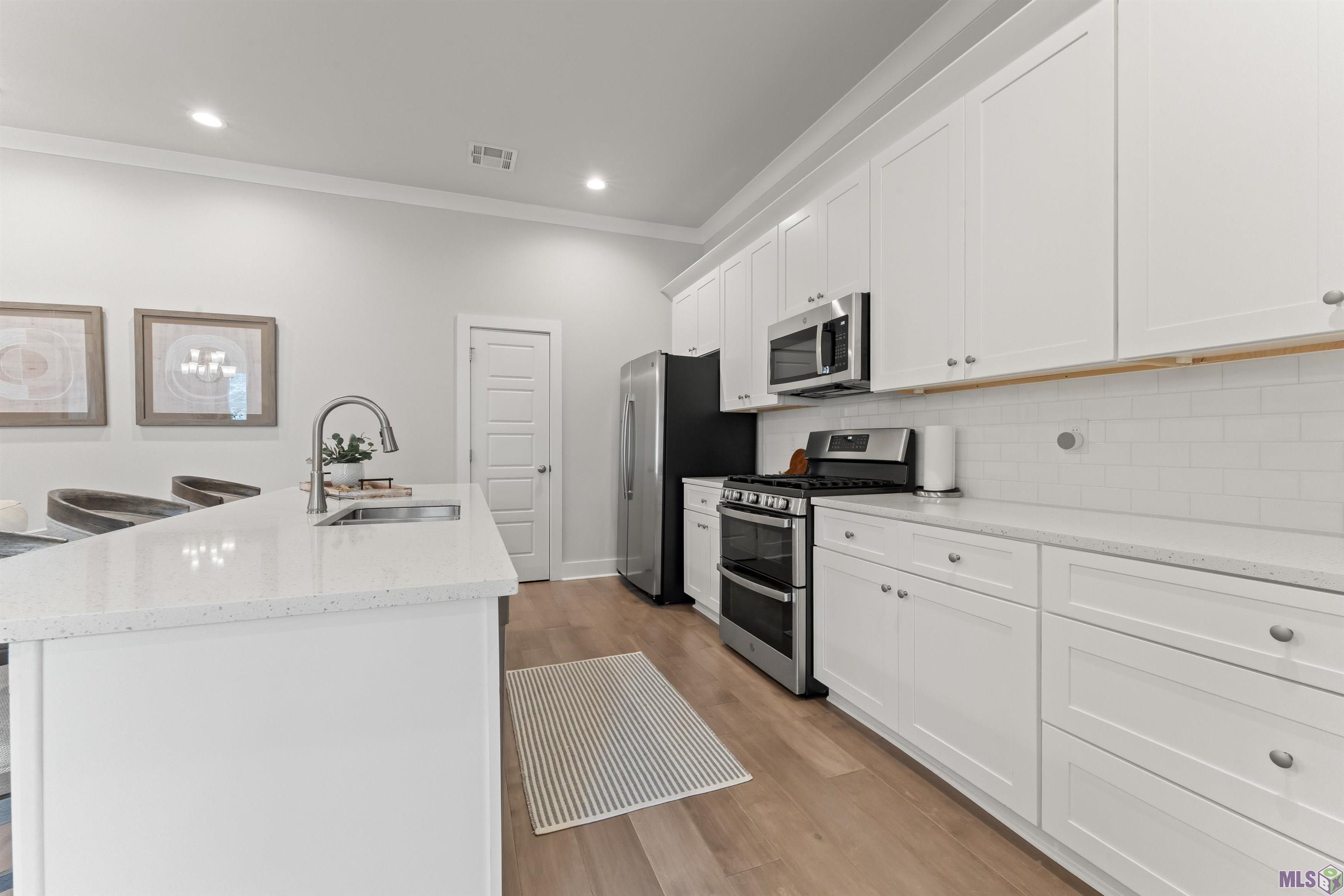 10152 The Grove Boulevard Baton Rouge, LA 70836 - Photo 11 of 29