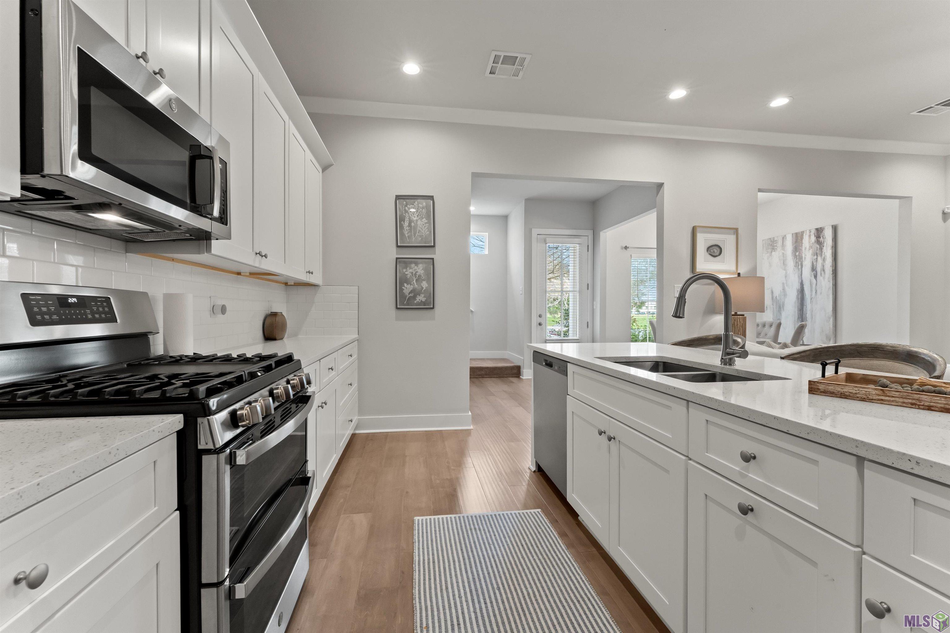 10152 The Grove Boulevard Baton Rouge, LA 70836 - Photo 14 of 29