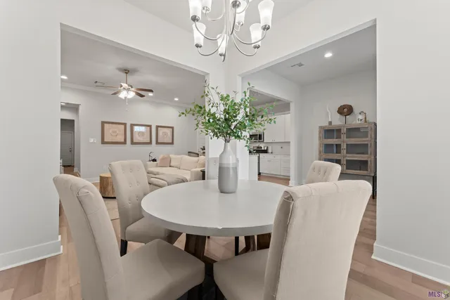 $320,000 | 10152 The Grove Boulevard, Baton Rouge, LA 70836