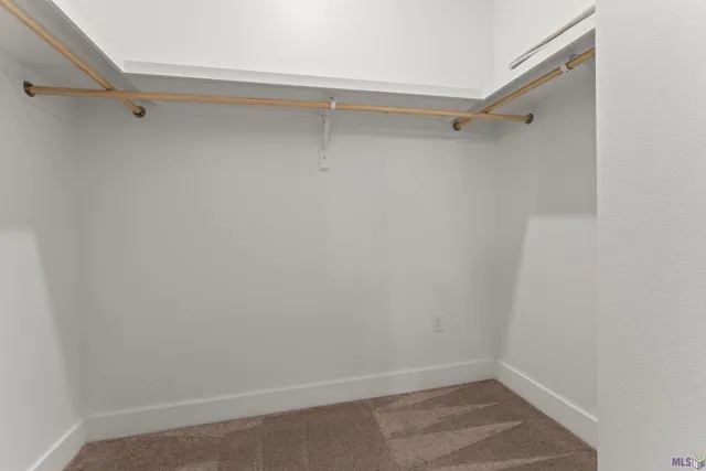 $320,000 | 10152 The Grove Boulevard, Baton Rouge, LA 70836