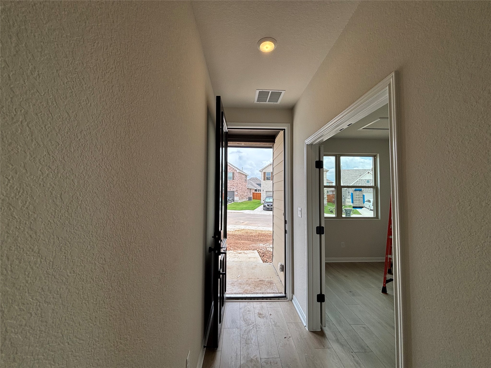 1016 Smudge Way Georgetown, TX 78633 - Photo 6 of 38