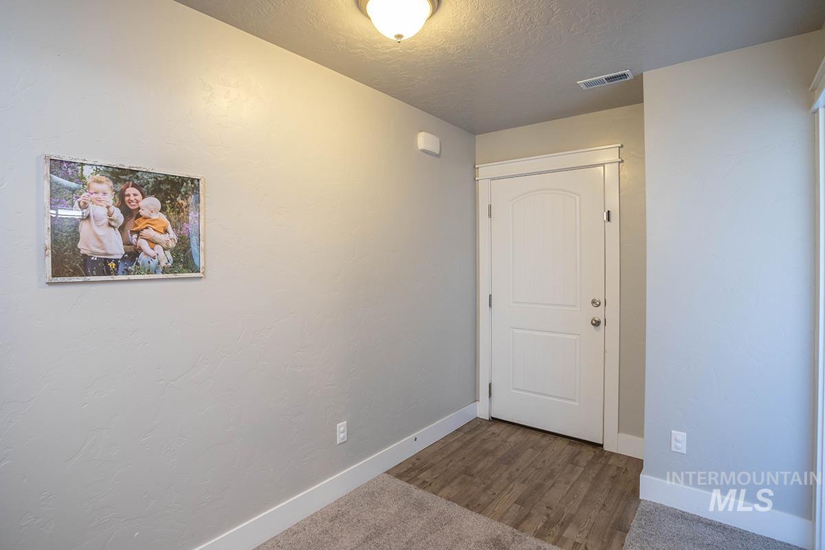 1153 East Shady Ridge Drive Kuna, ID 83634 - Photo 4 of 28