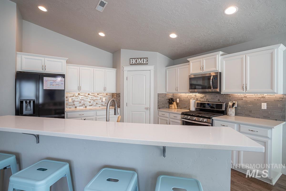 1153 East Shady Ridge Drive Kuna, ID 83634 - Photo 7 of 28