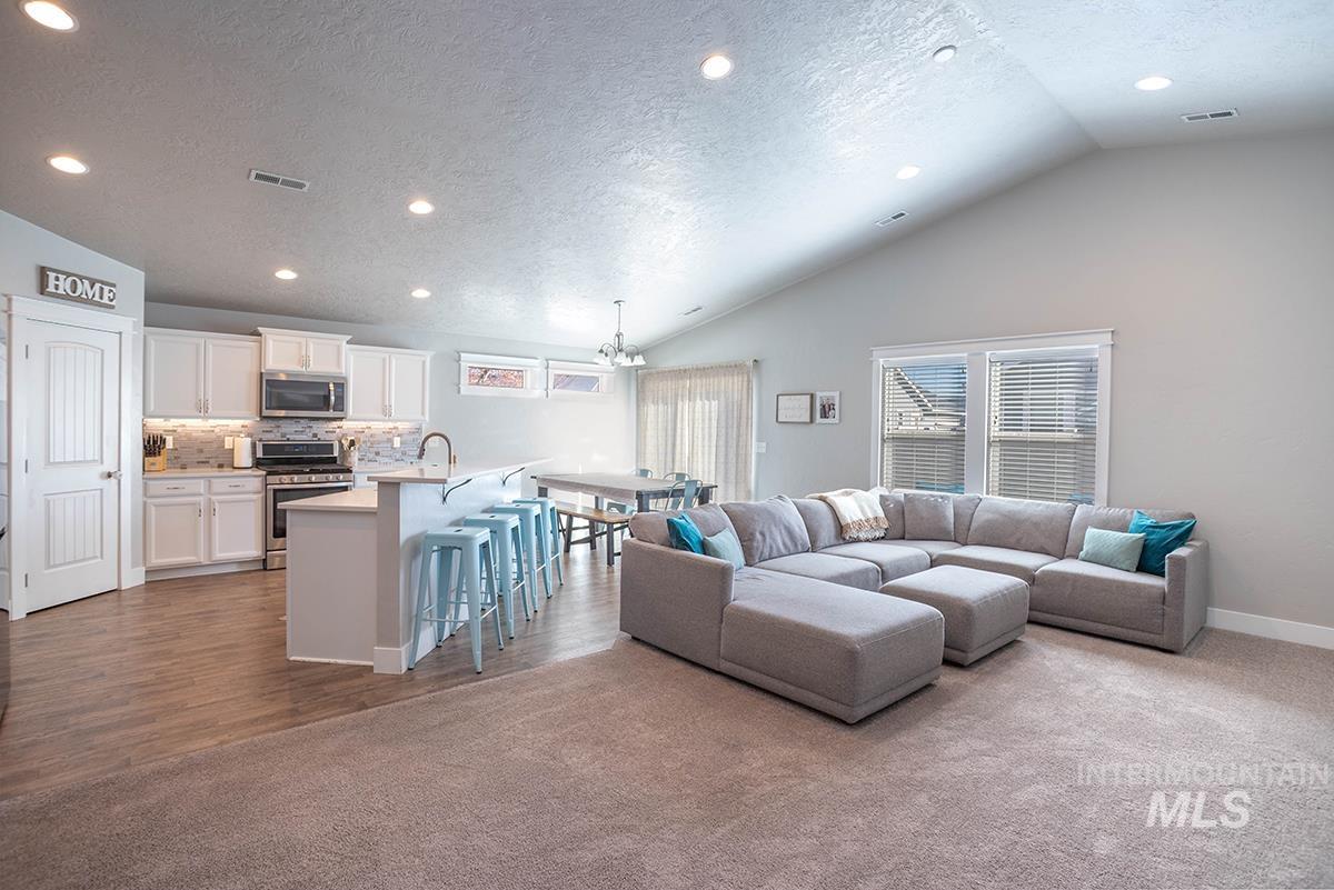 1153 East Shady Ridge Drive Kuna, ID 83634 - Photo 10 of 28