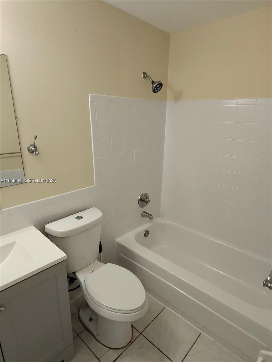 4231 Northwest 27th Street Lauderhill, FL 33313 - Photo 13 of 23