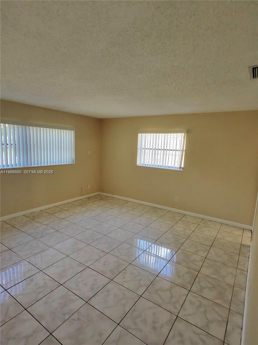 4231 Northwest 27th Street Lauderhill, FL 33313 - Photo 7 of 23