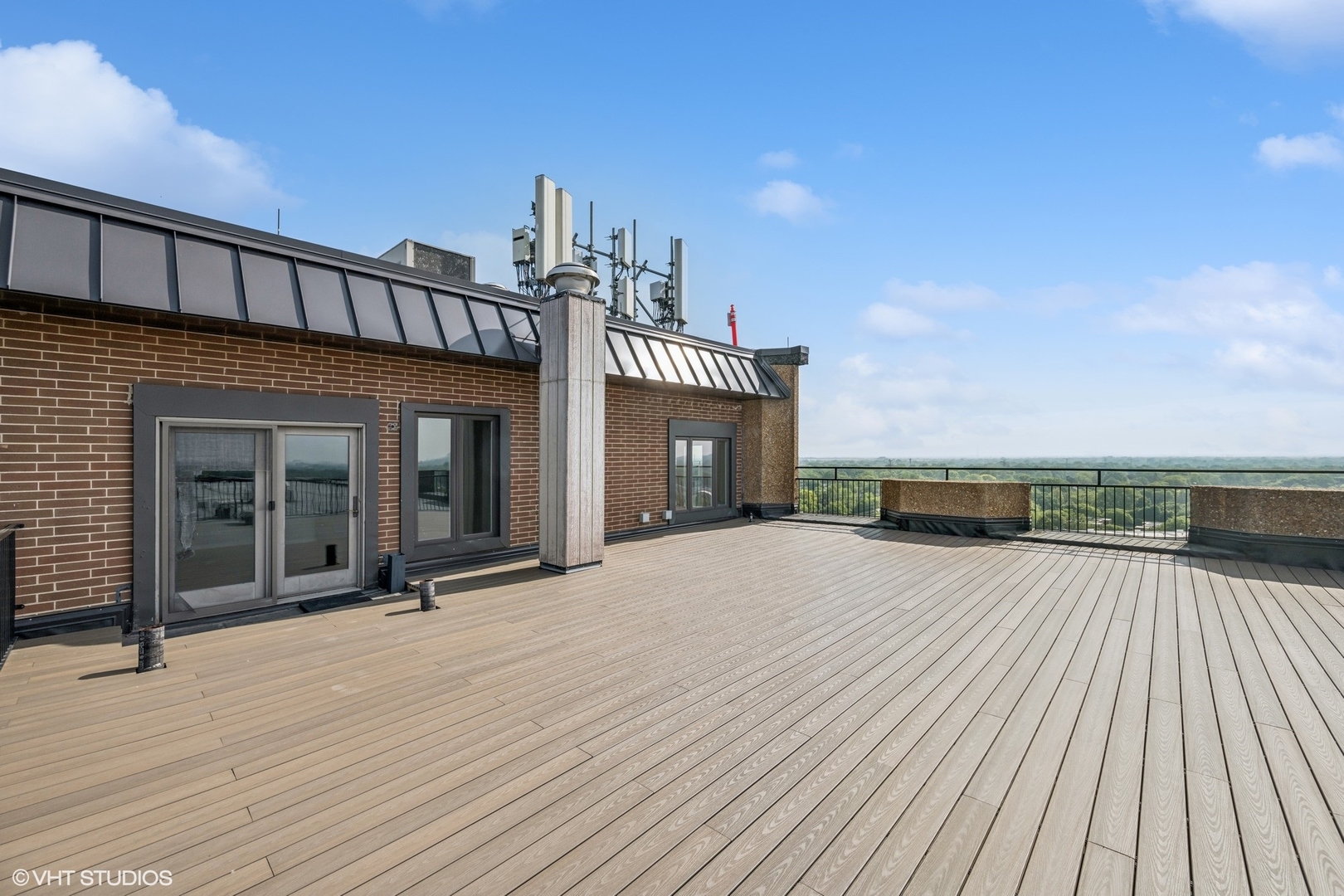 1 Renaissance Place, Unit 4PH Palatine, IL 60067 - Photo 15 of 27 a view of a house with wooden floor