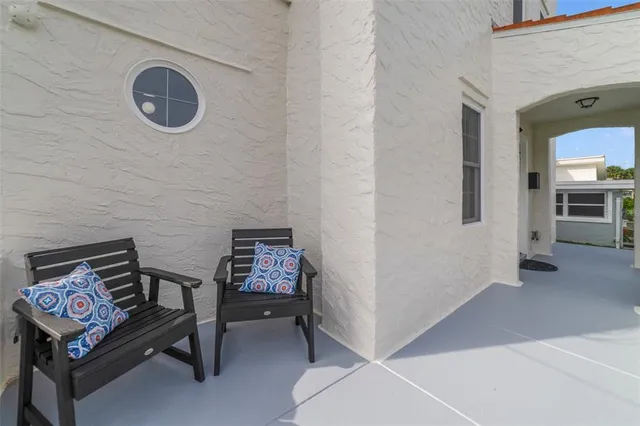 a view of workspace with furniture