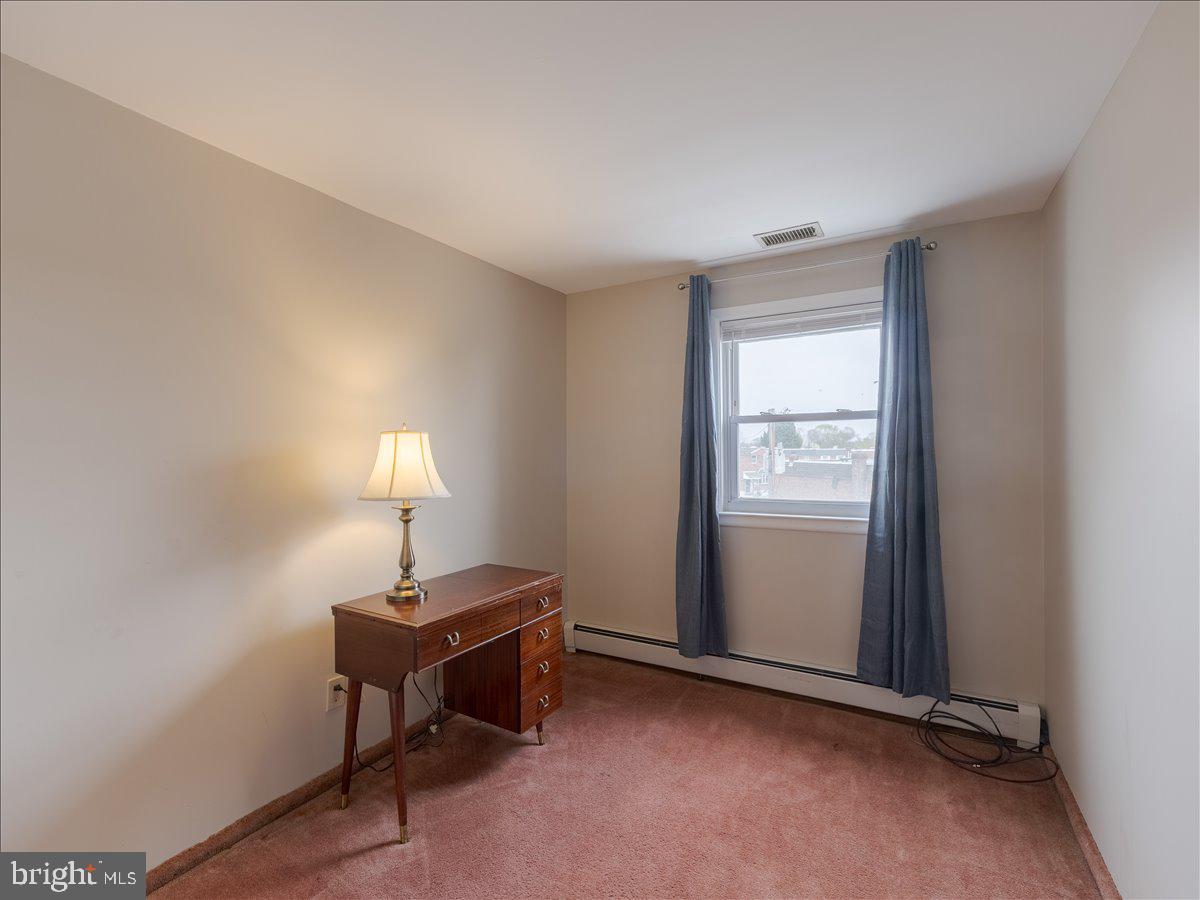 3249 Byberry Road Philadelphia, PA 19154 - Photo 19 of 28 a room with bed and a window