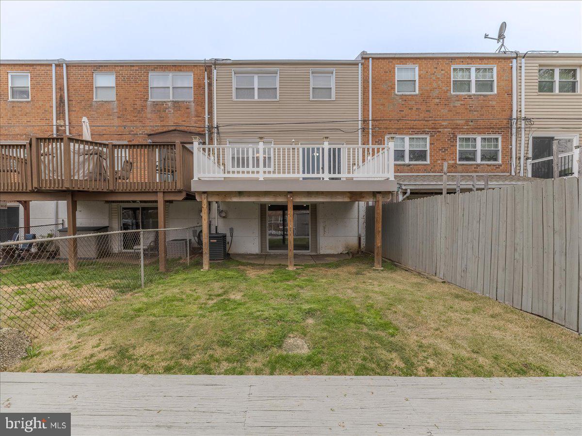 3249 Byberry Road Philadelphia, PA 19154 - Photo 27 of 28 a backyard of a house
