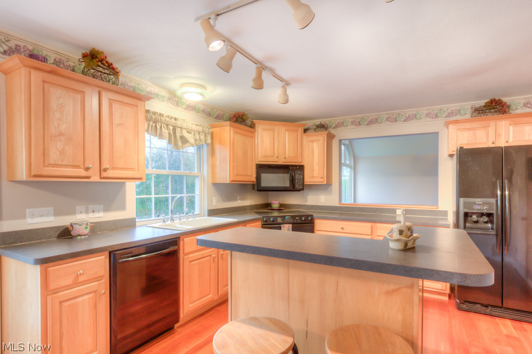 682 Timbercreek Road Northfield, OH 44067 - Photo 9 of 21 Gallery Image 9