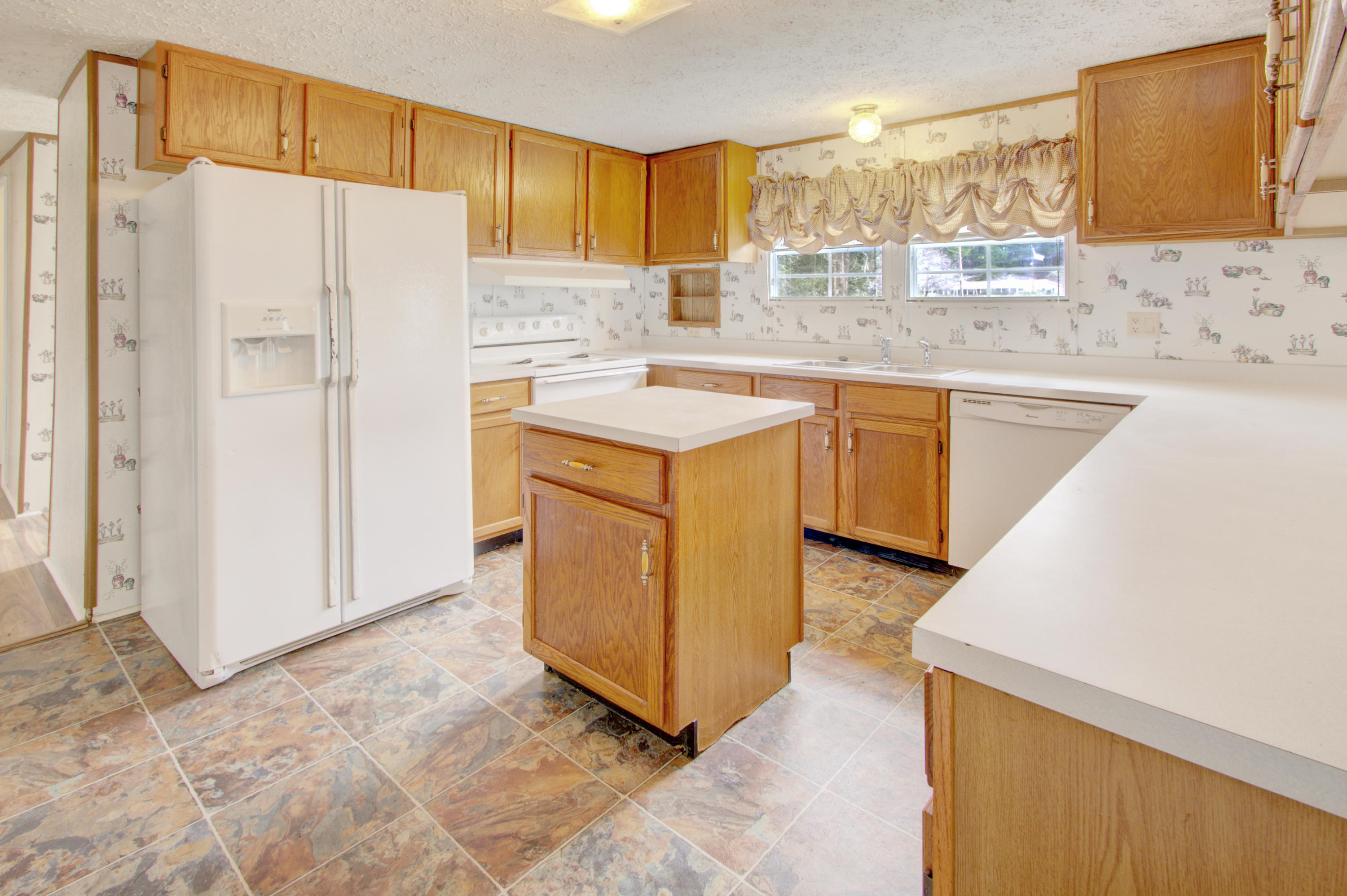 225 Rice Hope Drive Moncks Corner, SC 29461 - Photo 5 of 14 Kitchen with island