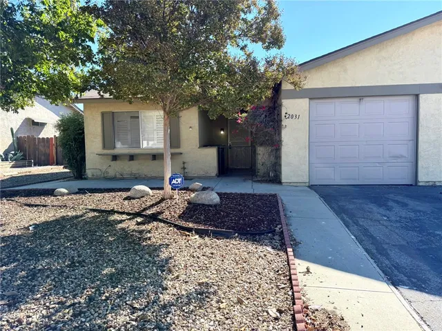 $1,350 | 2031 La Mesa Court, Hemet, CA 92545