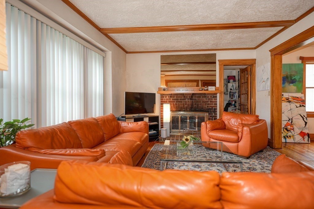 100 Gilbert Road, Unit 1 Belmont, MA 02478 - Photo 5 of 34 Gallery Image 5