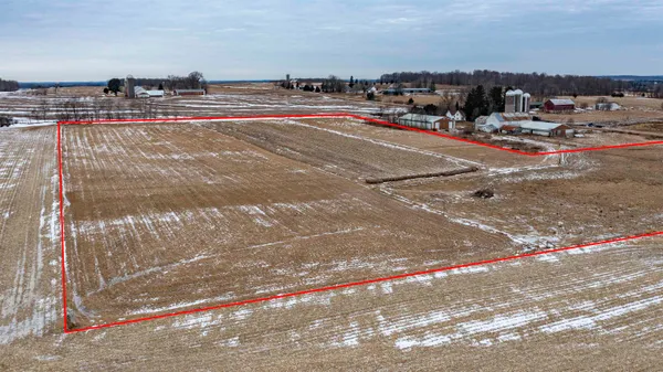 $139,900 | E7017 Symco Road, Manawa, WI 54949