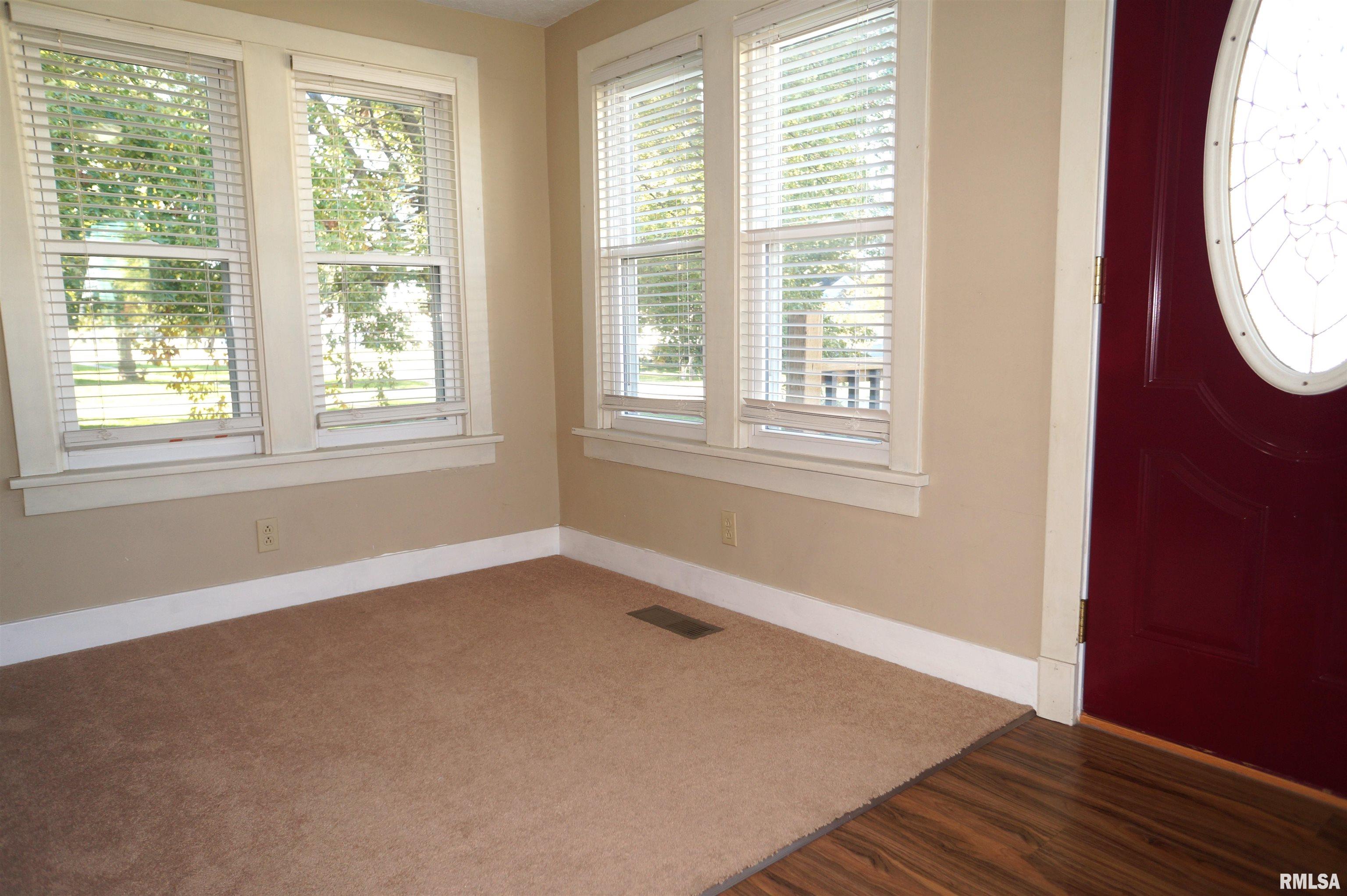 307 East 2nd Street Atkinson, IL 61235 - Photo 5 of 24 Gallery Image 5