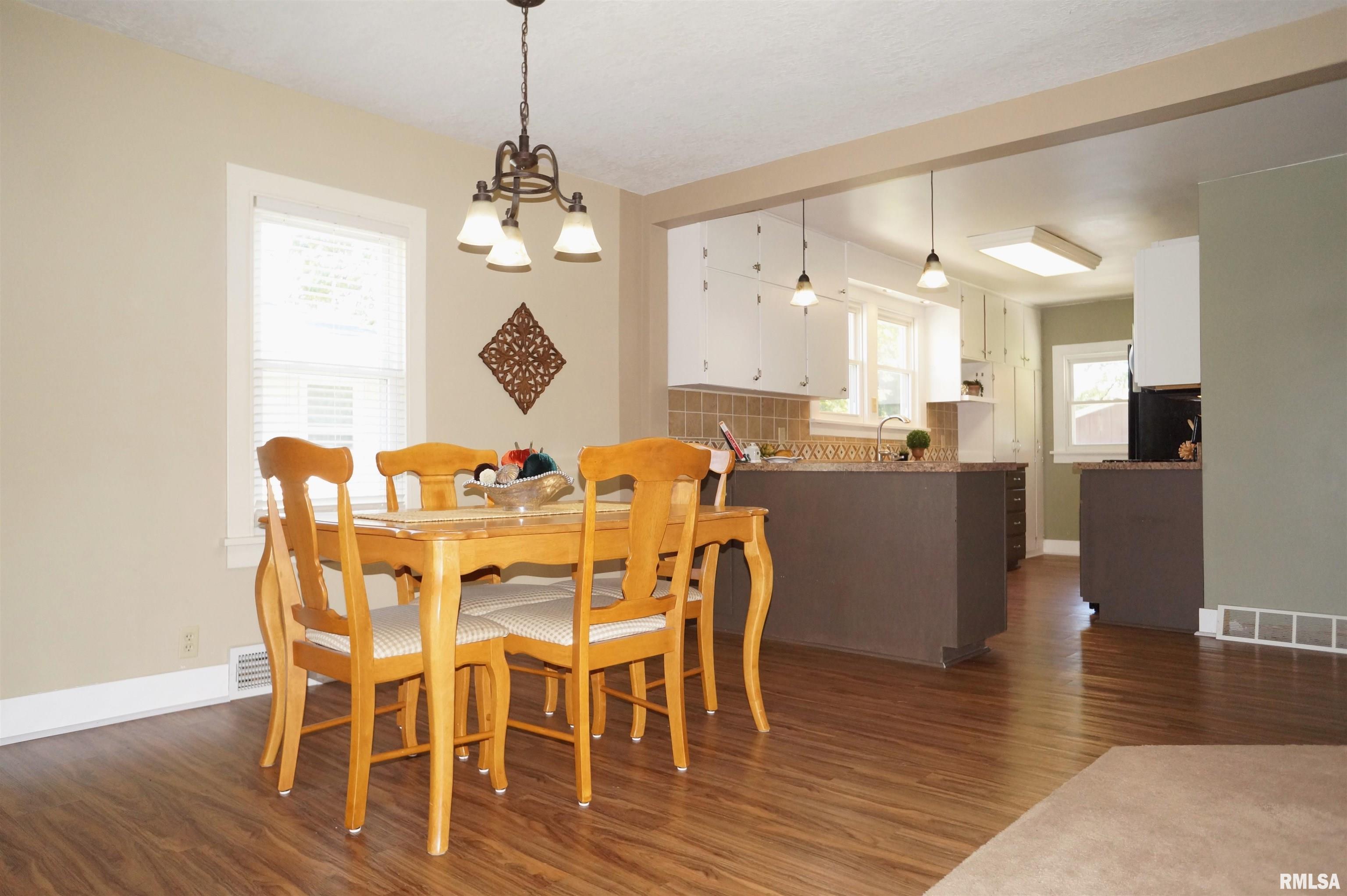 307 East 2nd Street Atkinson, IL 61235 - Photo 8 of 24 Gallery Image 8