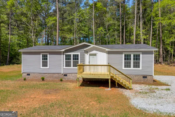 $249,000 | 138 Shiloh Church Road, Dewy Rose, GA 30634