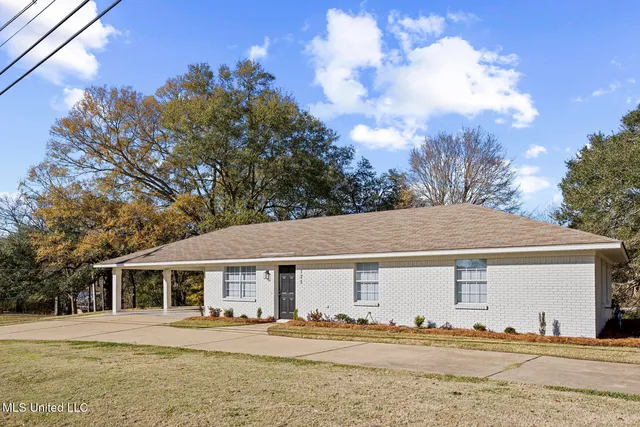 $224,900 | 171 Dupree Street, Raymond, MS 39154