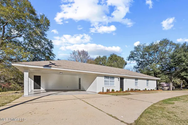 $224,900 | 171 Dupree Street, Raymond, MS 39154