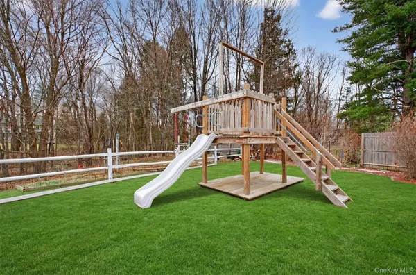 $459,900 | 1359 Highway 82, Hopewell Junction, NY 12533