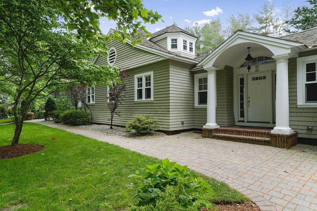 2 Hampton Road Lexington, MA 02421 - Photo 3 of 30 a front view of a house with garden