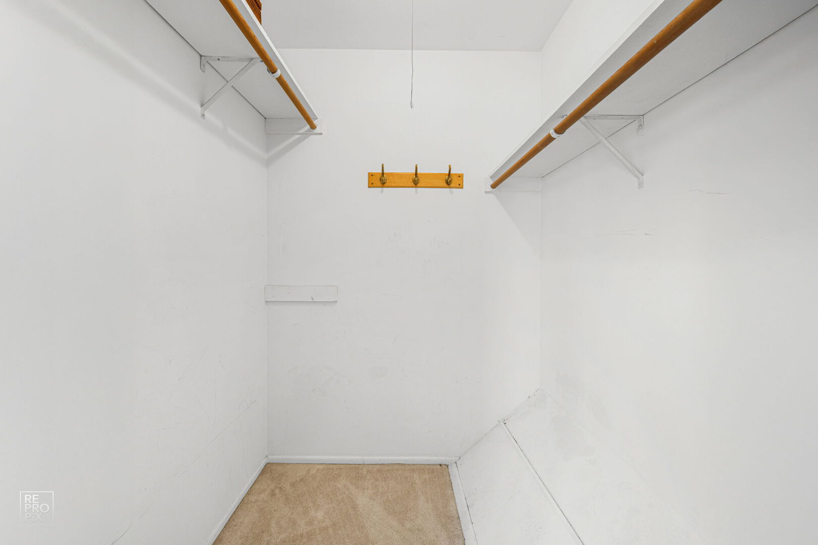 1593 Cornell Place Hoffman Estates, IL 60169 - Photo 11 of 18 a view of utility room