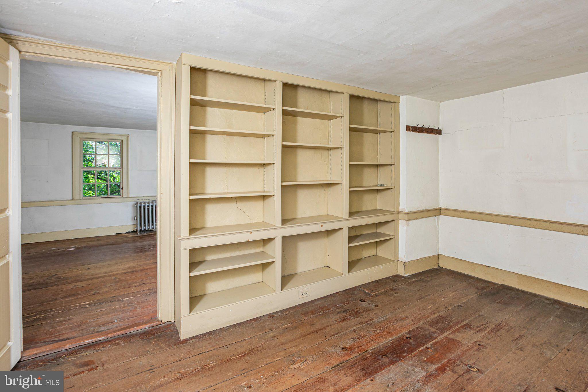 2071 Pennington Road Ewing, NJ 08618 - Photo 27 of 45 Gallery Image 27