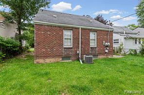 22845 Melrose Avenue Eastpointe, MI 48021 - Photo 21 of 23