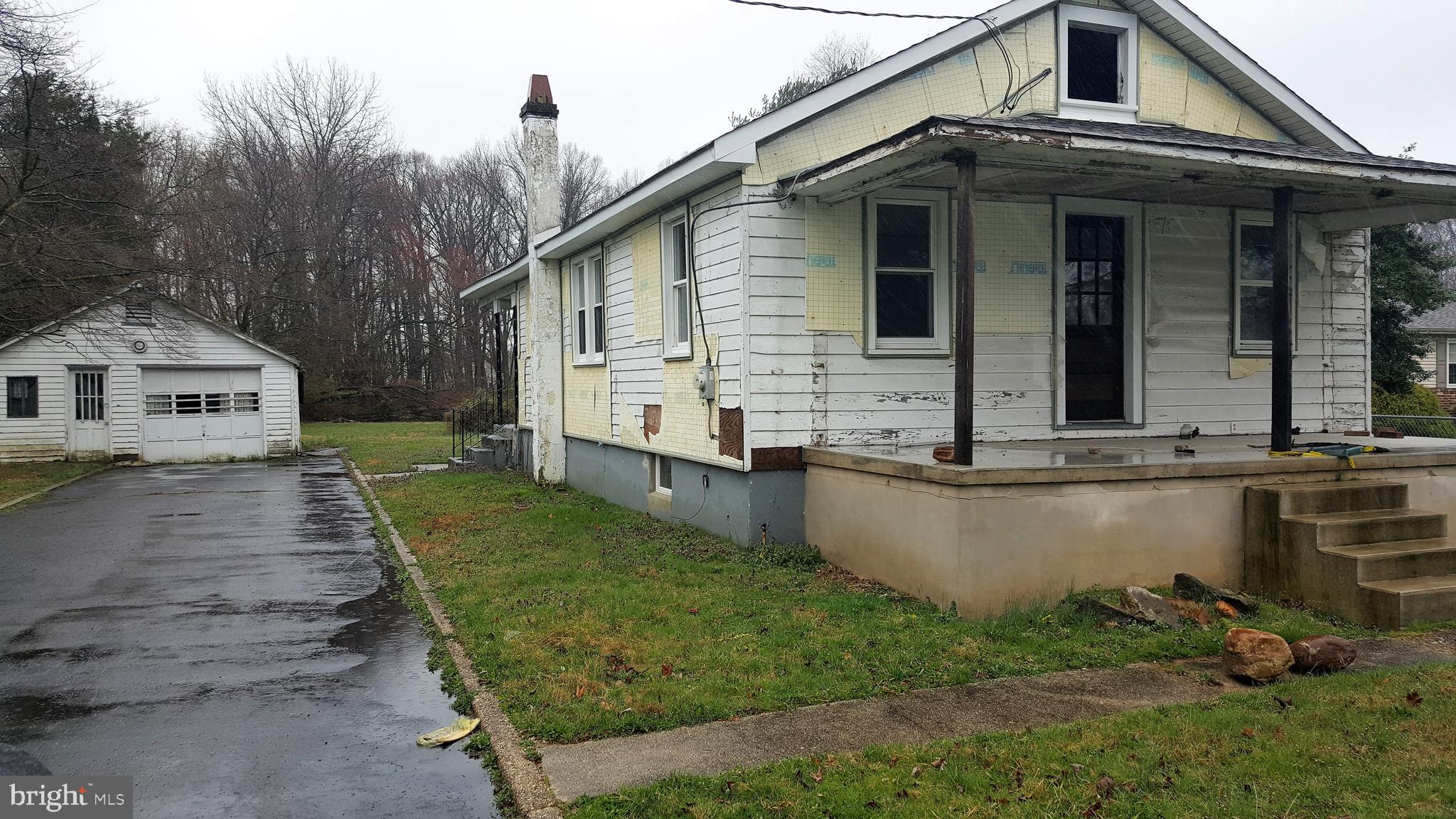 13 Sunset Road Burlington, NJ 08016 - Photo 1 of 3