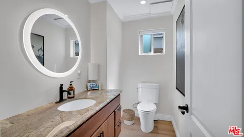 $1,899,999 | 5136 Berryman Avenue, Culver City, CA 90230
