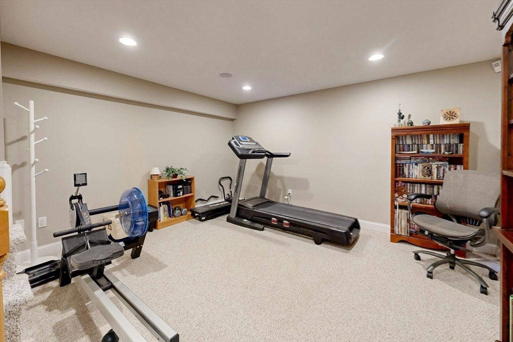 7 Riverbend Road Upton, MA 01568 - Photo 29 of 39