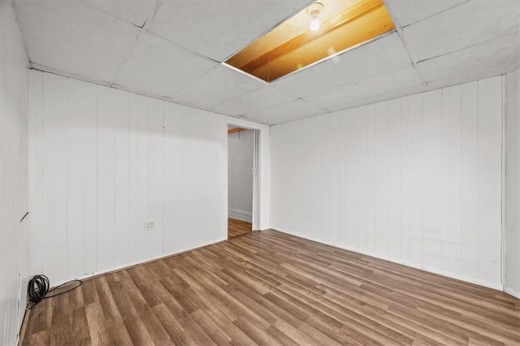 2811 Cobden Street Pittsburgh, PA 15203 - Photo 16 of 32 a view of empty room