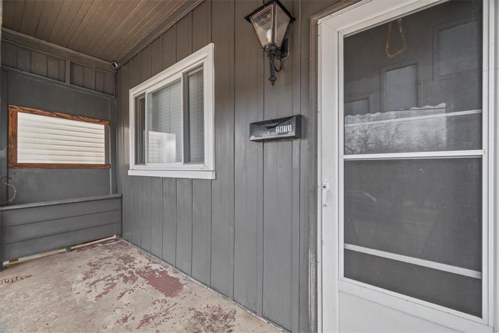 2811 Cobden Street Pittsburgh, PA 15203 - Photo 3 of 32