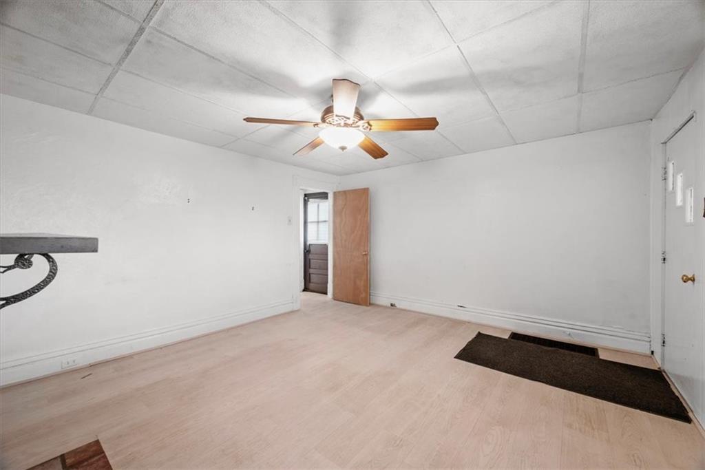 2811 Cobden Street Pittsburgh, PA 15203 - Photo 6 of 32 a view of an empty room with a window