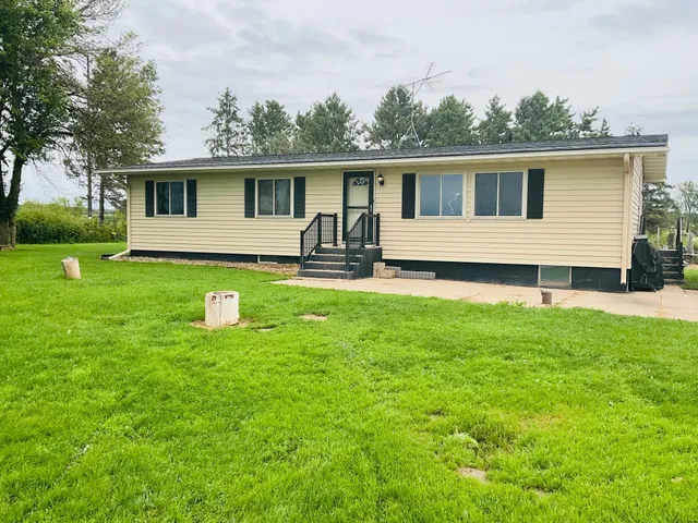 $350,000 | 2330 County Road G, Glenwood City, WI 54013