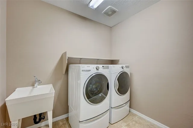 $2,550 | 7158 Manolo Street, Las Vegas, NV 89113