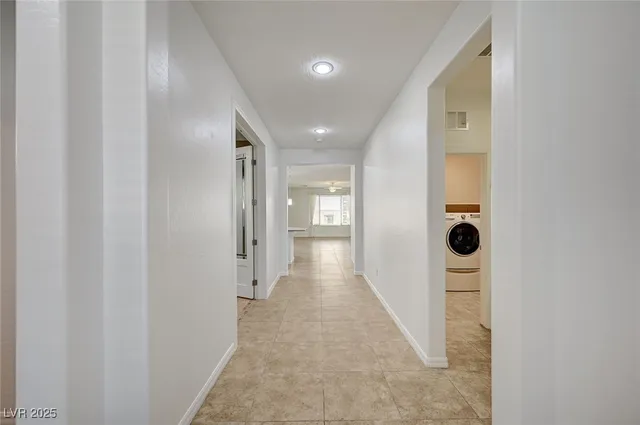 $2,550 | 7158 Manolo Street, Las Vegas, NV 89113