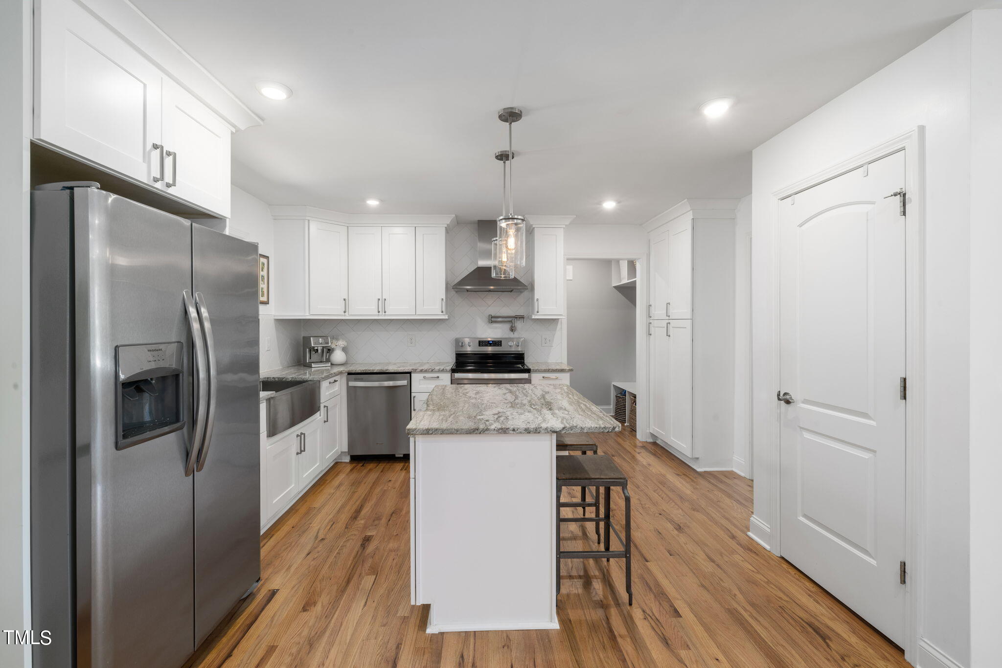 3300 Hall Place Raleigh, NC 27607 - Photo 11 of 40 Kitchen