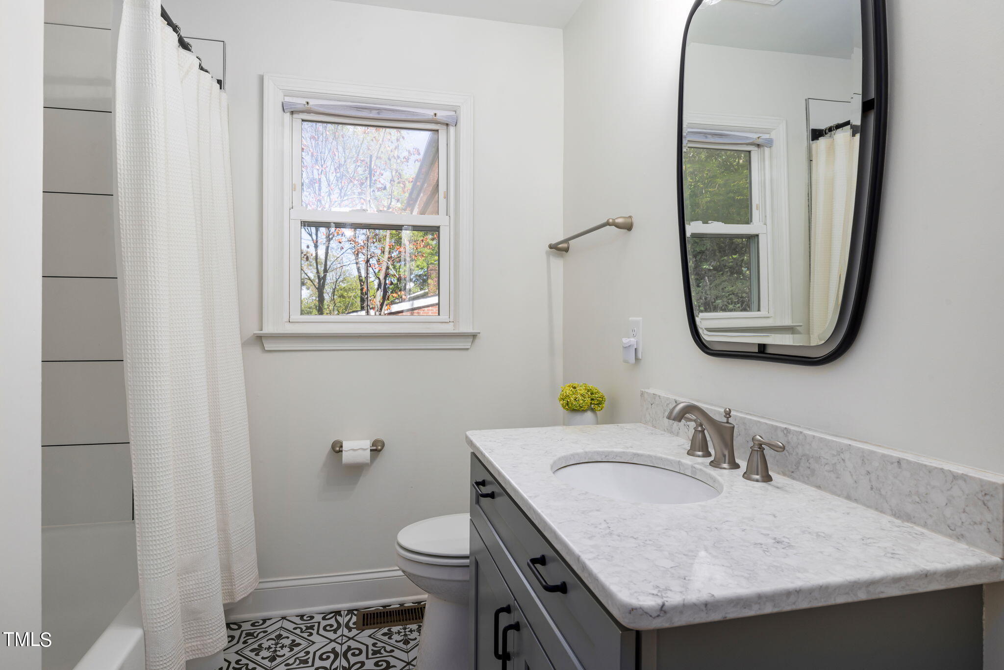 3300 Hall Place Raleigh, NC 27607 - Photo 22 of 40 Bathroom 2