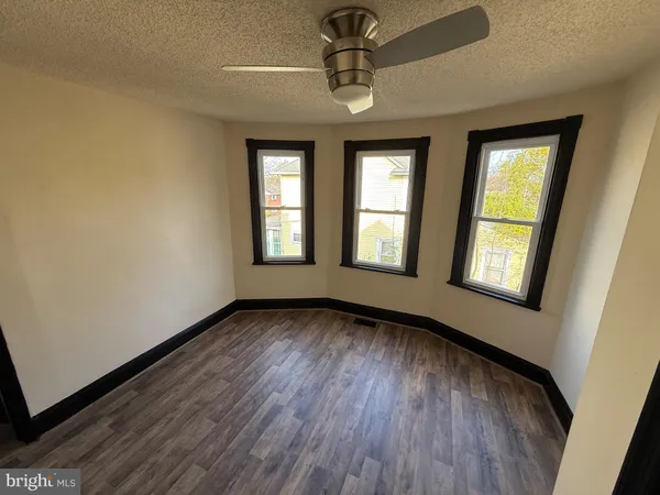 $389,000 | 54 Atlantic Avenue, Wilmington, DE 19804