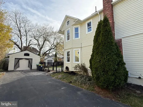 $389,000 | 54 Atlantic Avenue, Wilmington, DE 19804