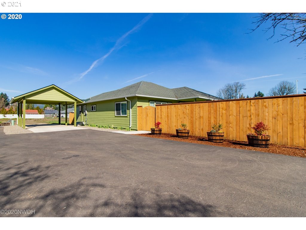 6492 Main Street Springfield, OR 97478 - Photo 1 of 1