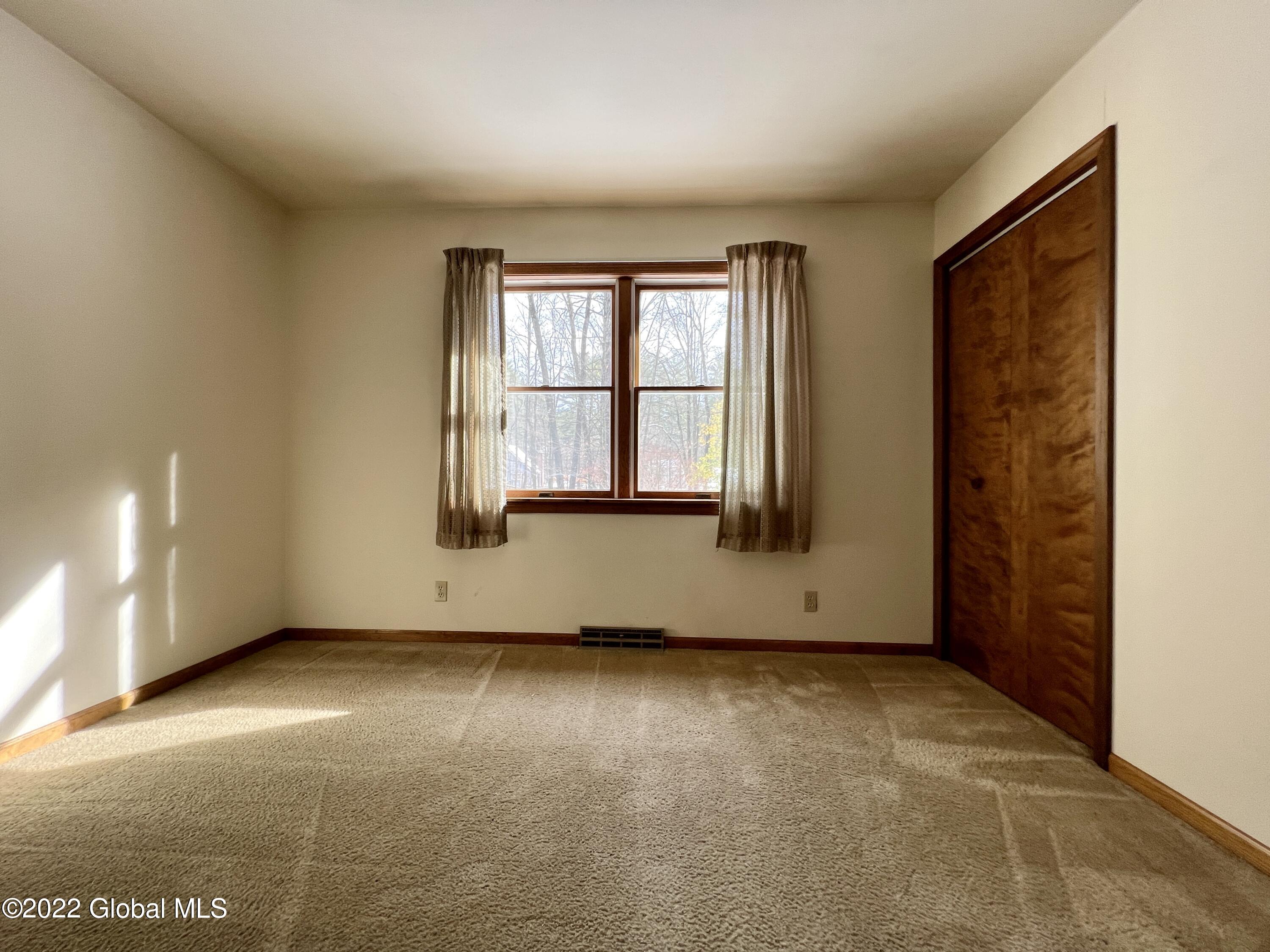 960 West Mountain Road Queensbury, NY 12804 - Photo 27 of 28 IMG_4598